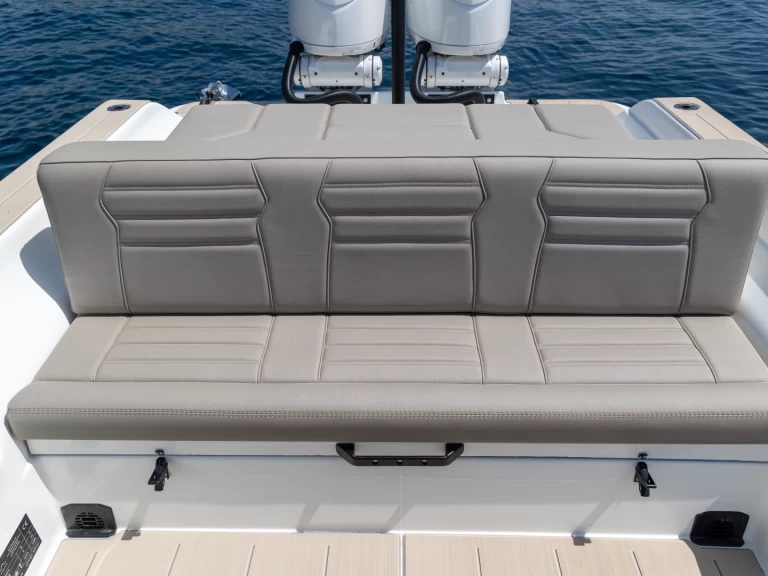 Boat rental  Rock Marine 36 in Alyki on Samboat