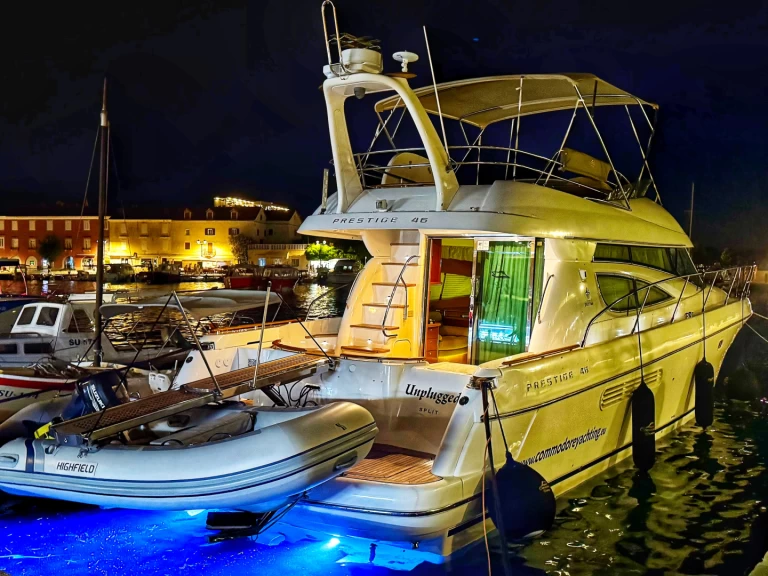 Boat rental Jeanneau Prestige 46 in Podstrana on Samboat