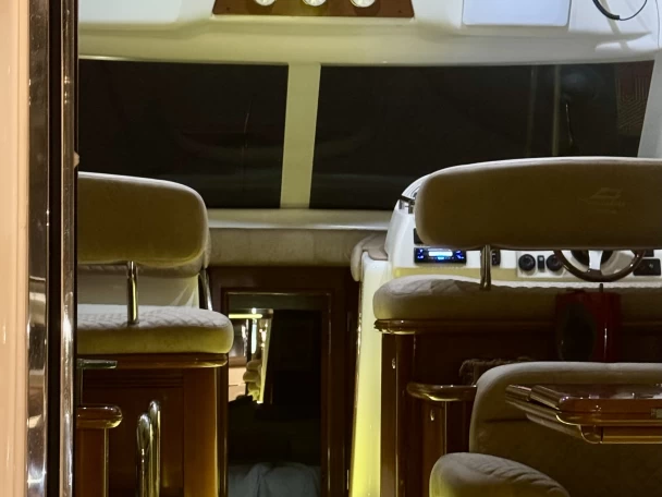 Motorboat for rent Podstrana at the best price