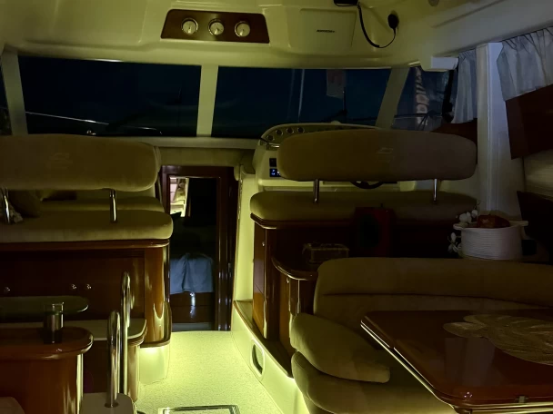 Motorboat rental with or without captain Jeanneau Korčula (City)