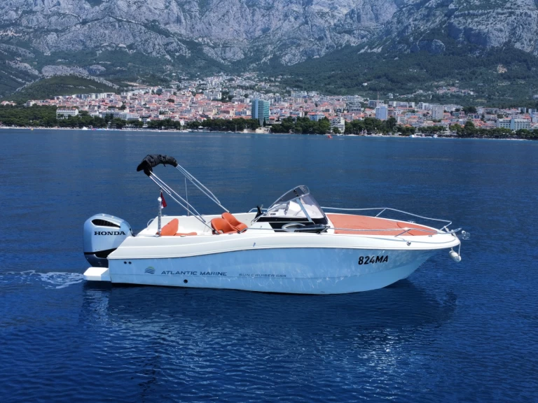 Atlantic  Marine Sun Cruiser 655 charter bareboat or captained in  Makarska