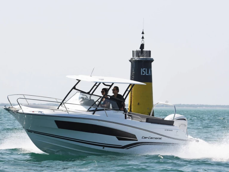 Motorboat rental in La Rochelle - Jeanneau Cap camarat 7.5 wa série 3