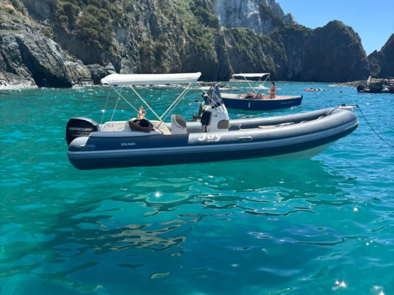 Yacht charter Ponza cheap Joy 600