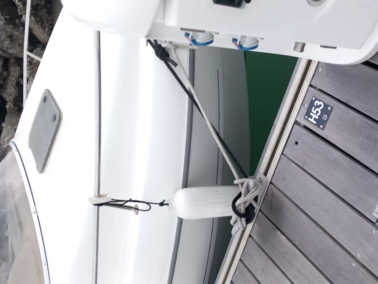 Sessa Marine Oyster 20 in Port Bourgenay on SamBoat