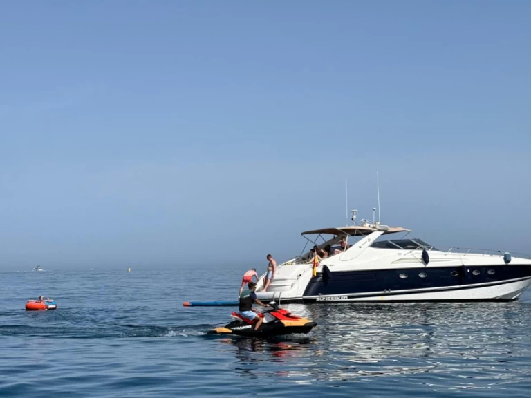Bareboat Rental Luxury Yacht Sunseeker with a boat licence