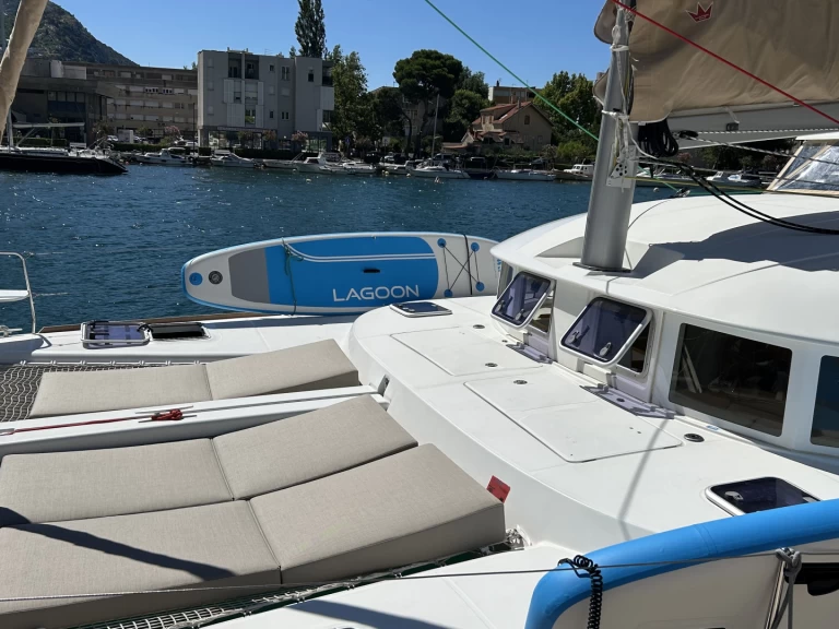 Lagoon Lagoon 380 S2 charter bareboat or captained in  Omiš