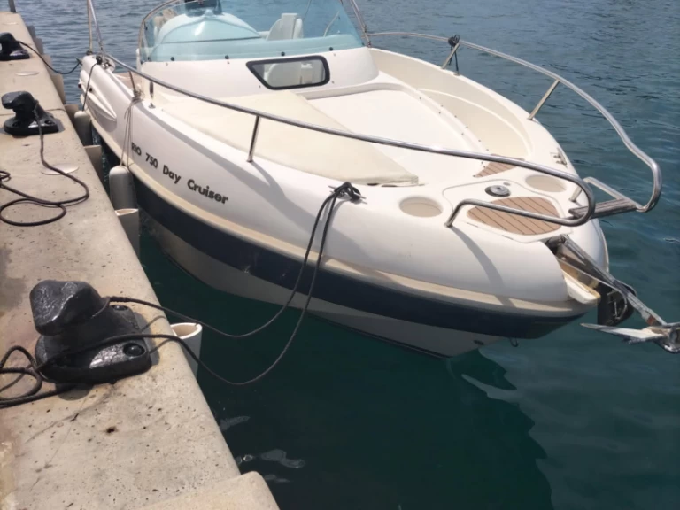 Yacht charter Cannes cheap Rio 750 Cabin Cruiser