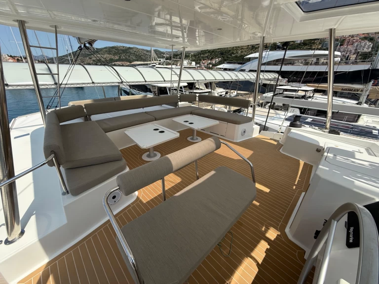Catamaran rental in Dubrovnik - Bali Catamarans Bali 5.4