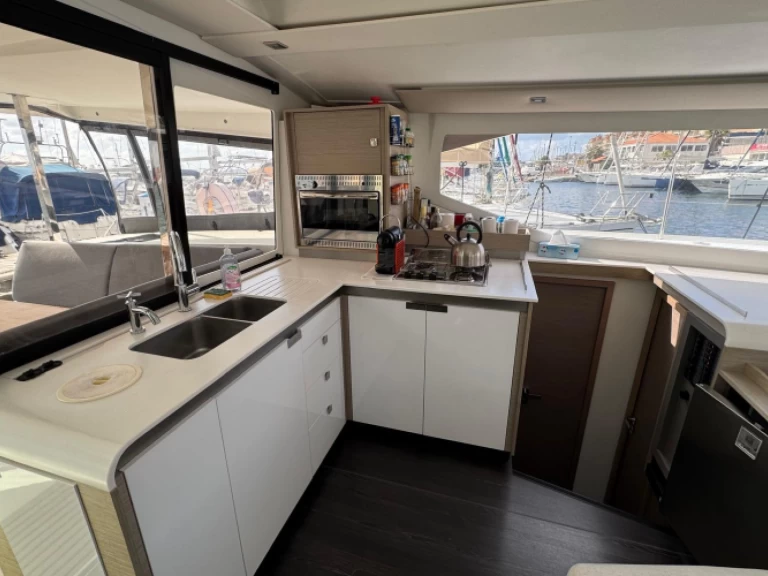 Boat rental 1 ISLA 40 in Ajaccio on Samboat