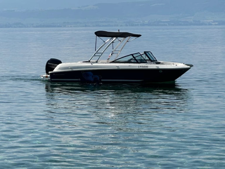 Motorboat for rent Amphion-les-Bains at the best price