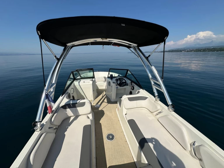 Bayliner E7 charter bareboat or captained in  Amphion-les-Bains