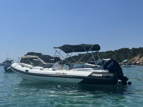 Yacht charter Hyères cheap Selva 650 Family