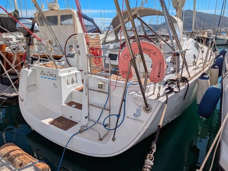 Rent a Bénéteau Oceanis 40 Puerto Altea