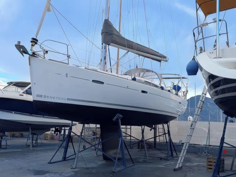 Sailboat rental in Puerto Altea - Bénéteau Oceanis 40