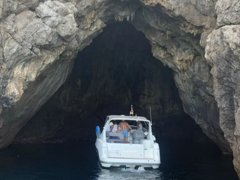 Motorboat rental in Can Picafort - Sessa Marine Oyster 35
