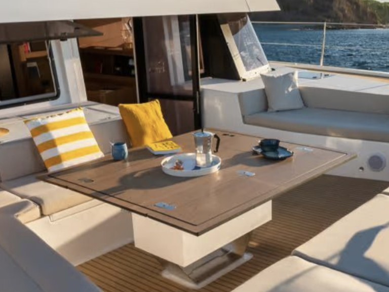 Catamaran rental in Port Cogolin - 15 BALI 5.8