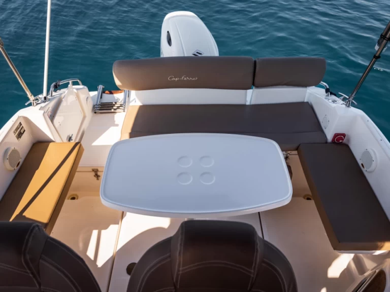 Motorboat rental with or without captain B2 Marine Port du Lavandou