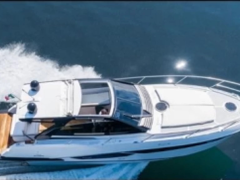 Rent a Rio Yachts Parana 38 Capri