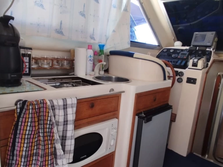 Motorboat rental in Port-Camargue - Rodman Rodman 900 Fly