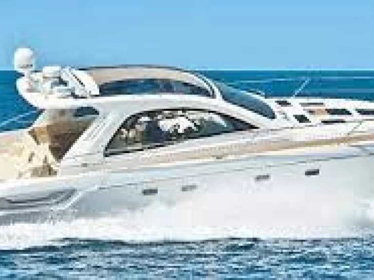 Bareboat Rental Motorboat Bavaria with a boat licence