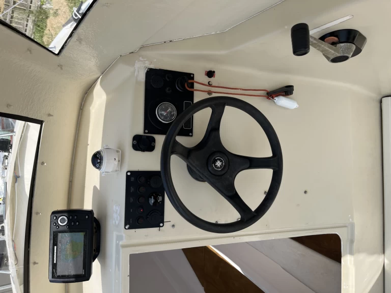 Yacht charter Île d'Aix cheap Sunday 550