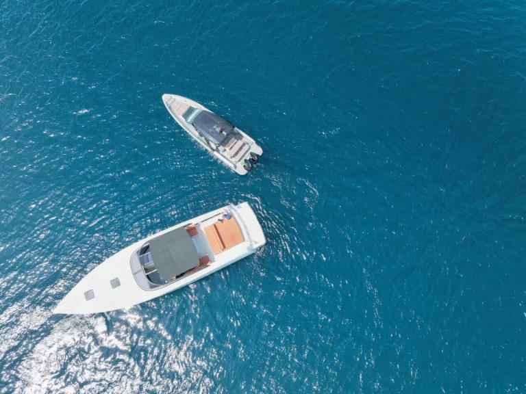 Saxdor Saxdor 320 GTO charter bareboat or captained in  Golfo Aranci