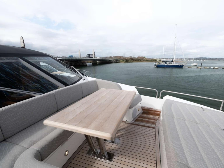 Ferretti 1000 in Ibiza Town on SamBoat