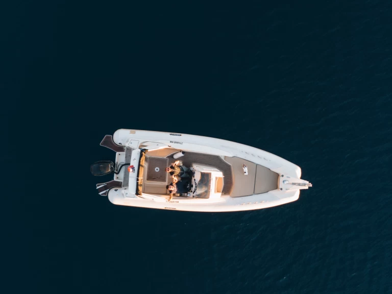 Motorboat rental with or without captain Solemar Makarska