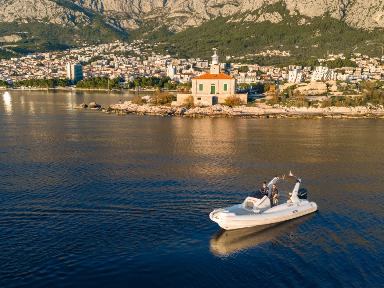 Bareboat Rental Motorboat Solemar with a boat licence