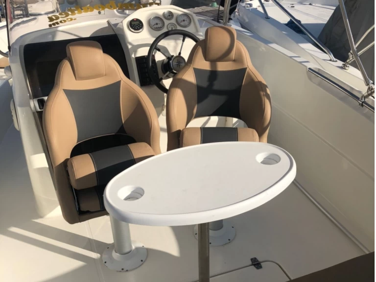 Yacht charter Altea cheap AQUA 620
