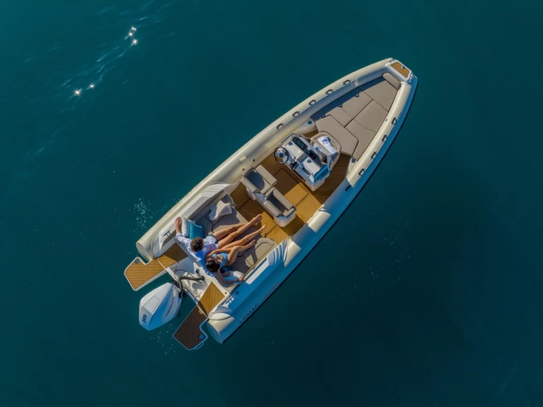 RIB rental in Porto di Reggio Calabria - Lomac Lomac Turismo 7.0