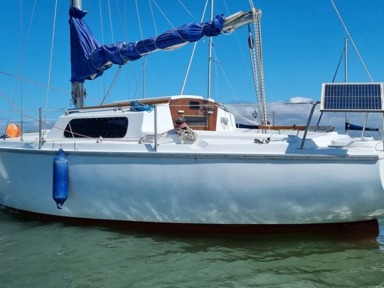 Sailboat rental with or without captain Gibert Marine La Plaine-sur-Mer