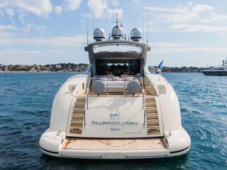Luxury Yacht for rent Antibes at the best price