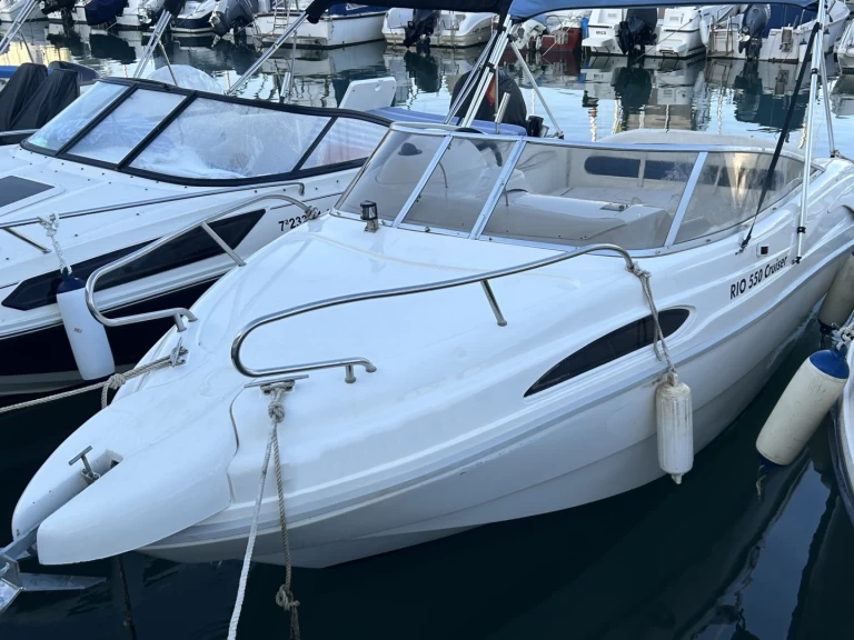 Boat rental Rio Rio 550 Cruiser in Vilanova i la Geltrú on Samboat