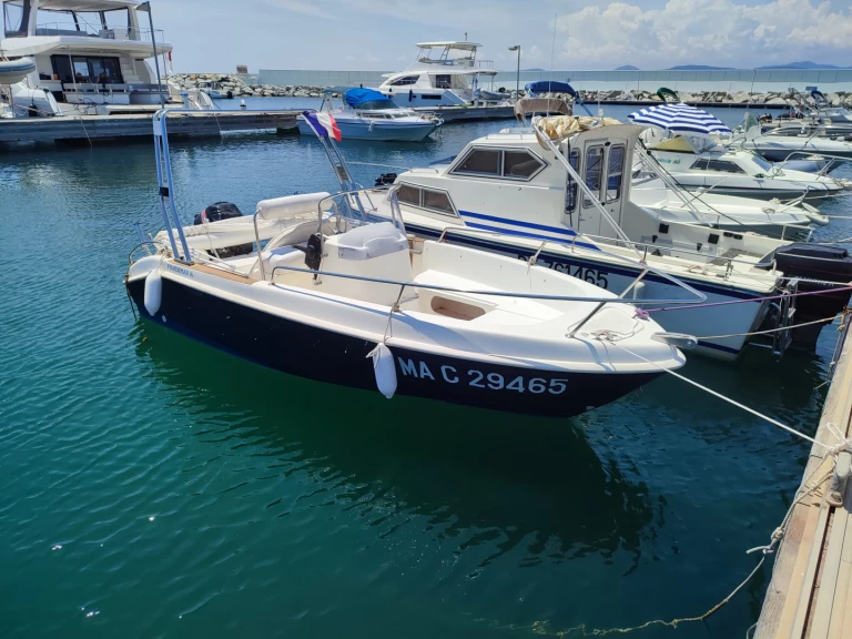 Boat rental Marinello Fisherman 16 in Saint-Raphaël on Samboat