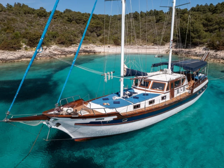 Unknown Hera in Split on SamBoat