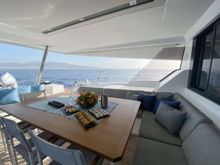 Bareboat Rental Luxury Yacht Fountaine Pajot with a boat licence