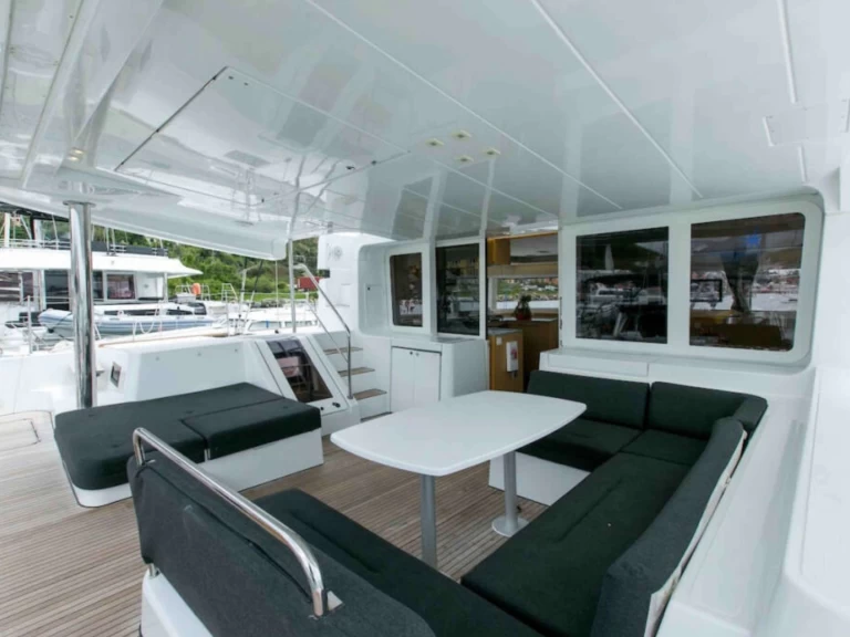 Lagoon AKANA in Kaštel Stari on SamBoat