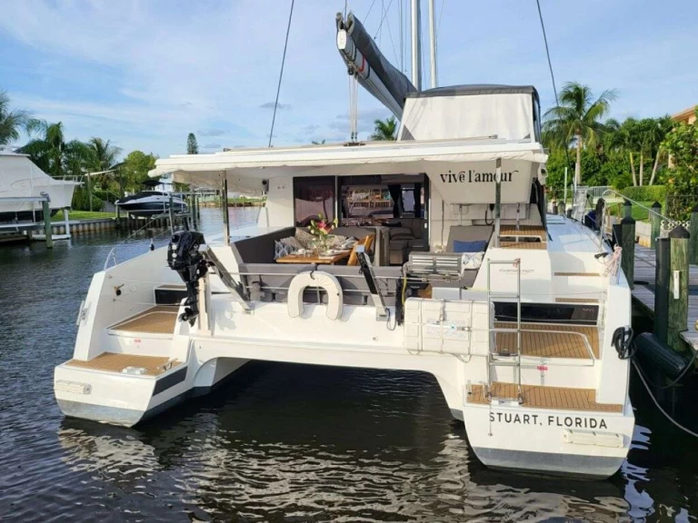 Fountaine Pajot VIVE L'AMOUR charter bareboat or captained in  State of Florida