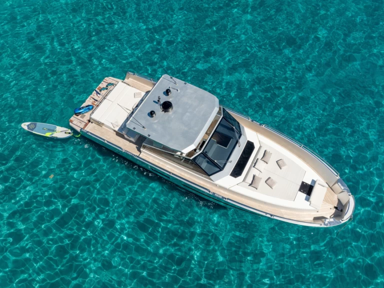 Sailboat rental with or without captain Bénéteau Saint-Tropez