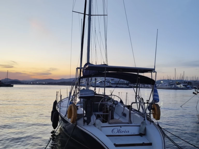 Sailboat rental in Athens - Dromor Apollo 12