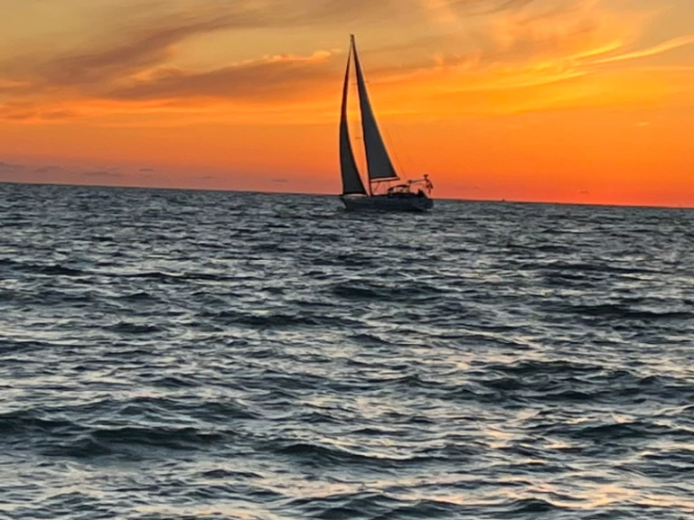 Bareboat Rental Sailboat Bénéteau with a boat licence