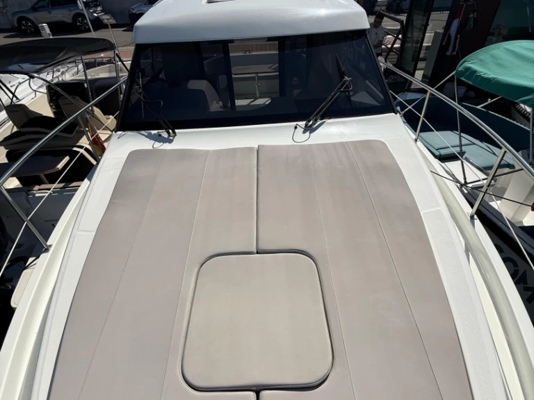 Yacht charter Cambrils cheap spirit 31 Open