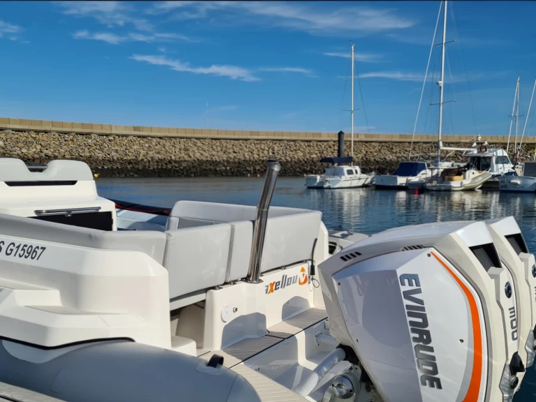 RIB for rent Les Sables-d'Olonne at the best price