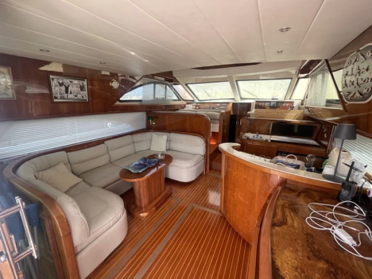 Luxury Yacht for rent Ponza at the best price