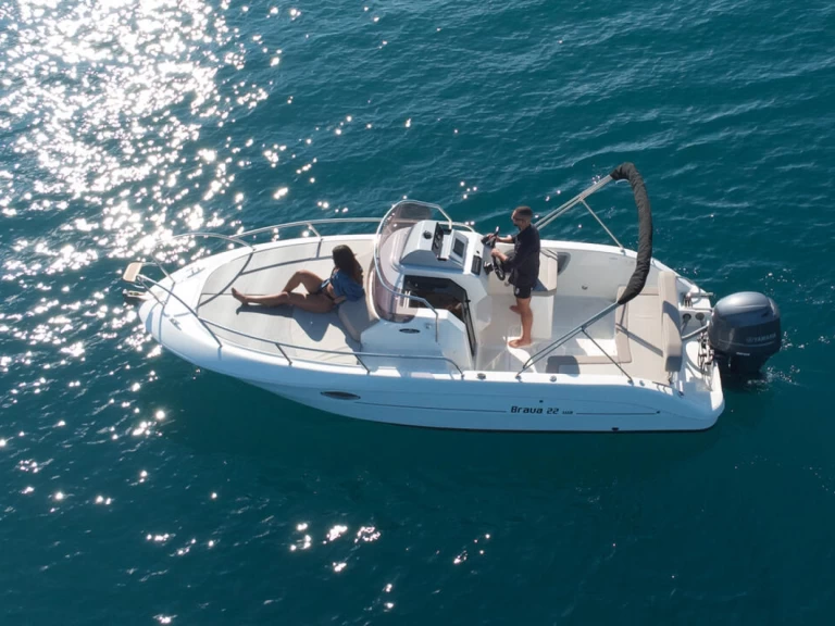 Motorboat rental with or without captain Mingolla Pula