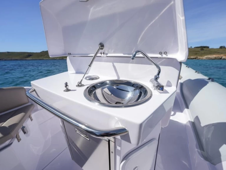 Bareboat Rental RIB Italboats with a boat licence