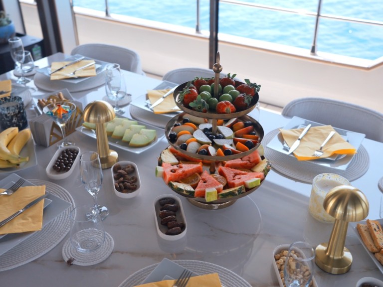 Rent a  Luxury Catamaran Torba