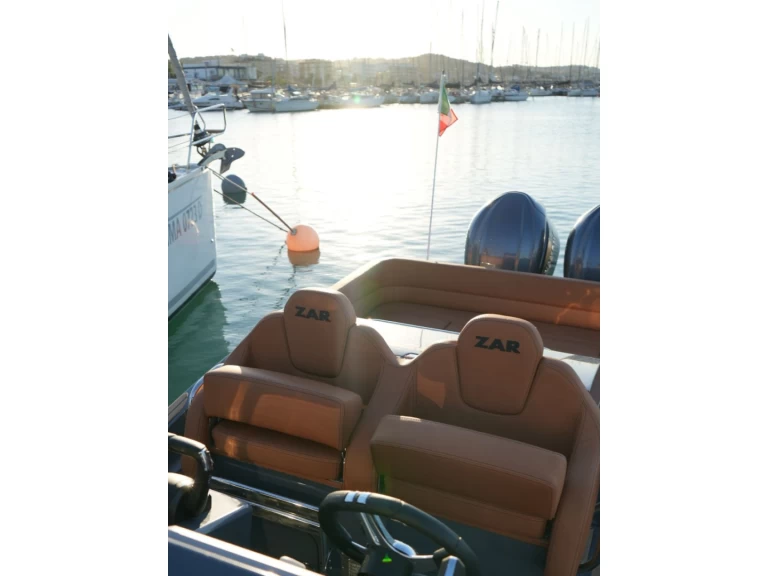 Motorboat rental in Porto San Giorgio -  Motorboat B