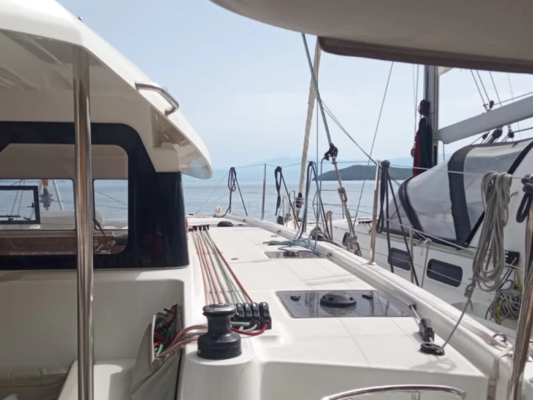 Yacht charter Lygia cheap Excess 11